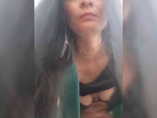 Bella-152 webcam