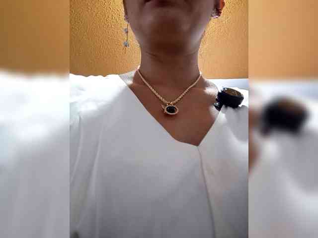 Bella-152 webcam