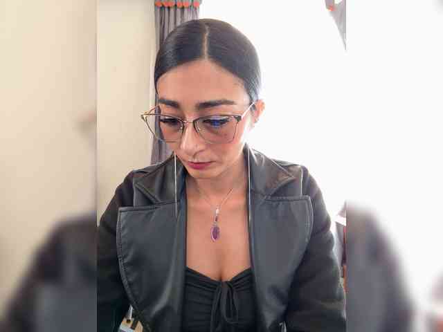 Bella-152 webcam