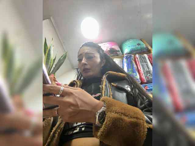 Bella-152 webcam