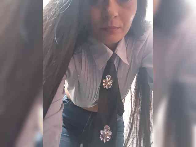 Bella-152 webcam