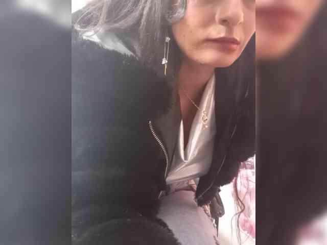 Bella-152 webcam