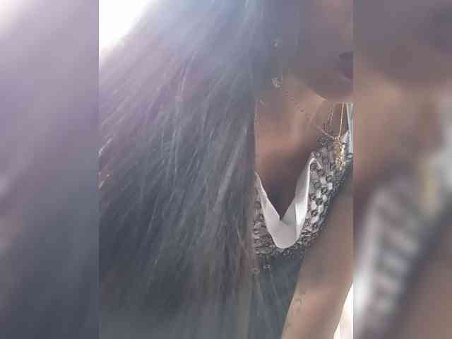 Bella-152 webcam