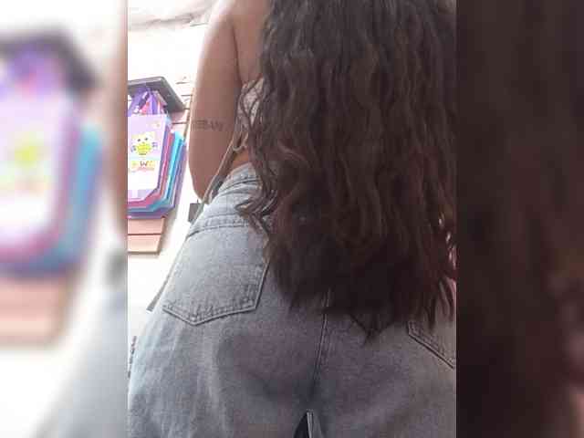 Bella-152 webcam