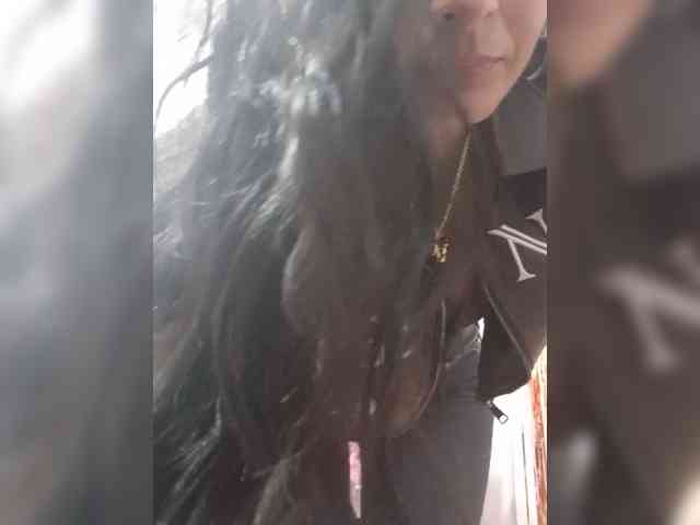 Bella-152 webcam