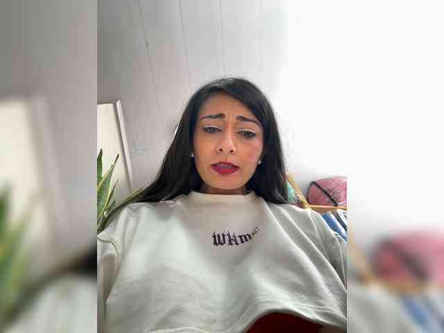 Bella-152 webcam