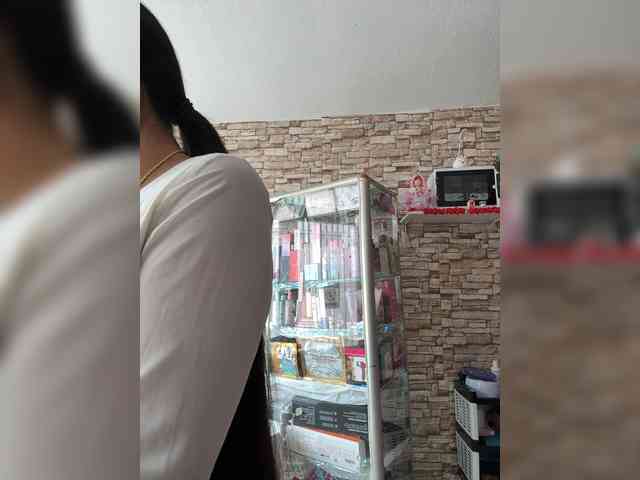 Bella-152 webcam