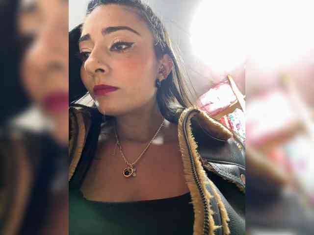 Bella-152 webcam