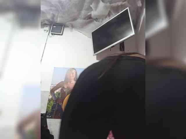 Bella-152 webcam