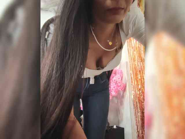 Bella-152 webcam