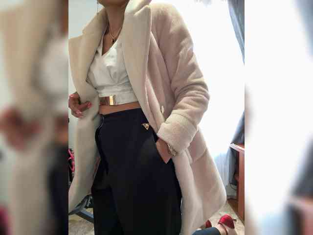 Bella-152 webcam