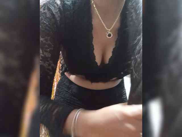 Bella-152 webcam