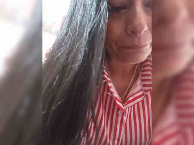 Bella-152 webcam