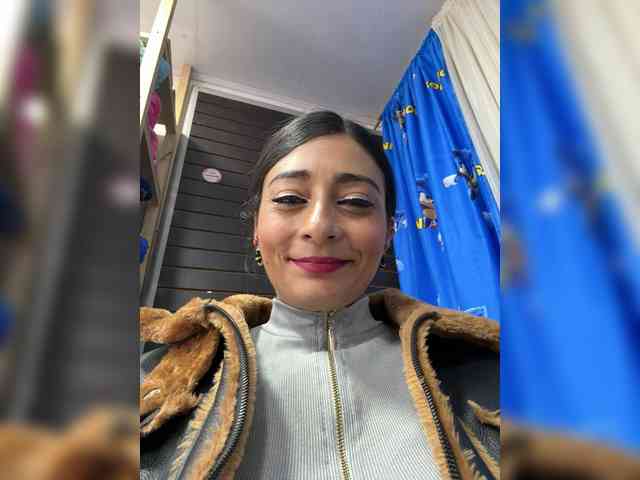 Bella-152 webcam