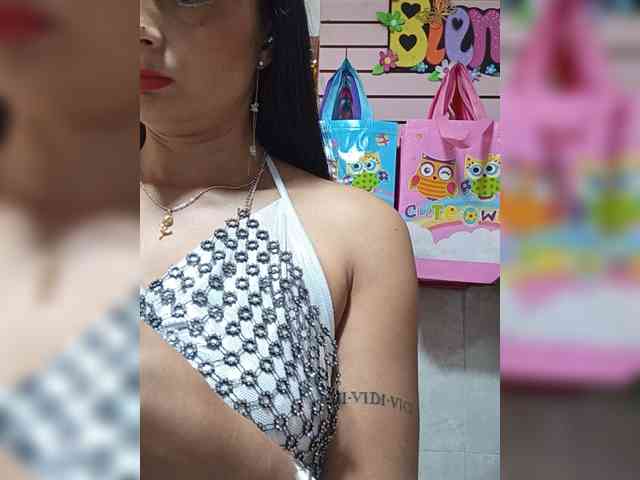 Bella-152 webcam