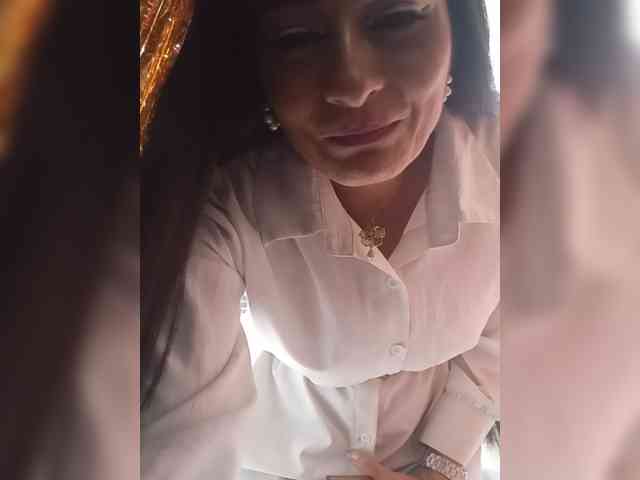 Bella-152 webcam
