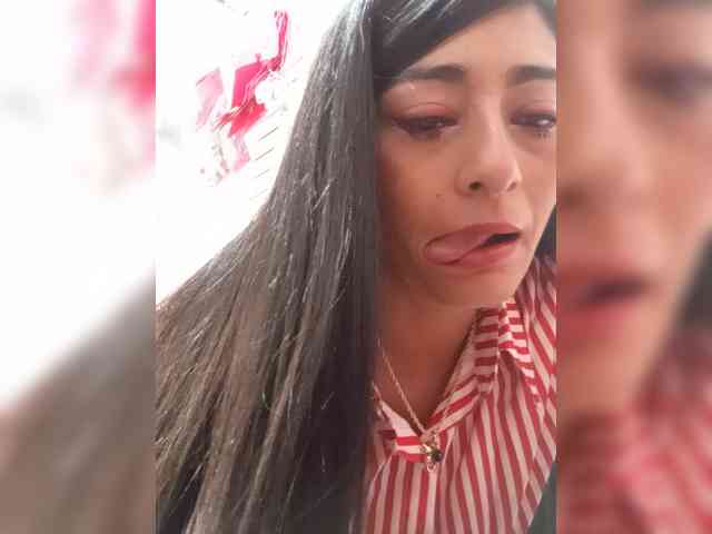 Bella-152 webcam