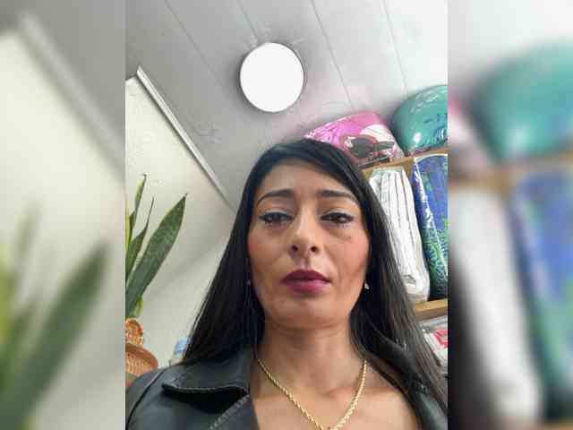 Bella-152 webcam