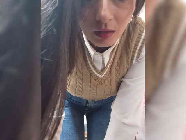 Bella-152 webcam