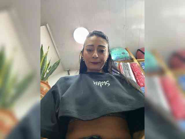 Bella-152 webcam