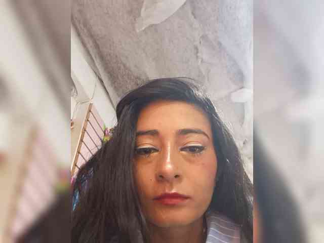 Bella-152 webcam