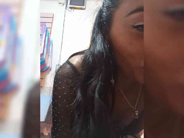Bella-152 webcam
