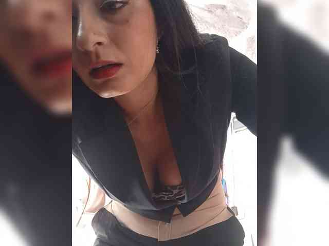 Bella-152 webcam