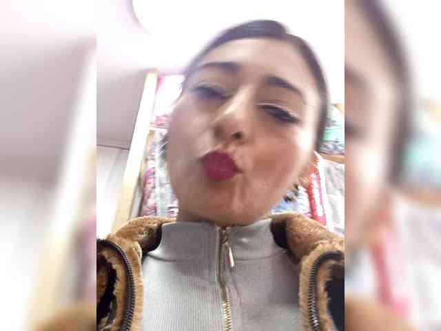 Bella-152 webcam