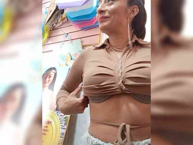 Bella-152 webcam