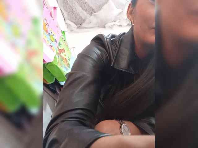 Bella-152 webcam