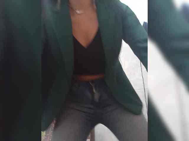 Bella-152 webcam