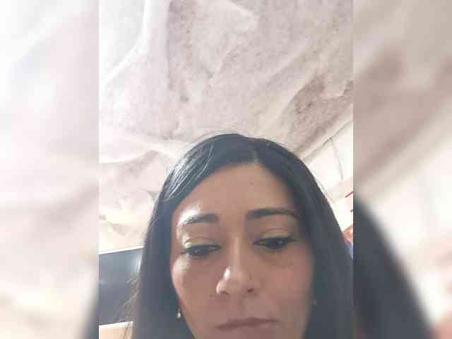 Bella-152 webcam