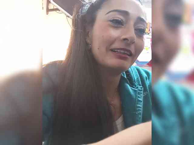Bella-152 webcam