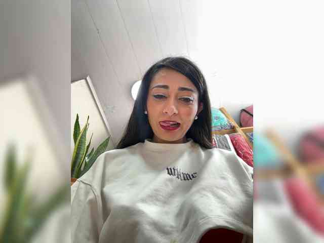 Bella-152 webcam