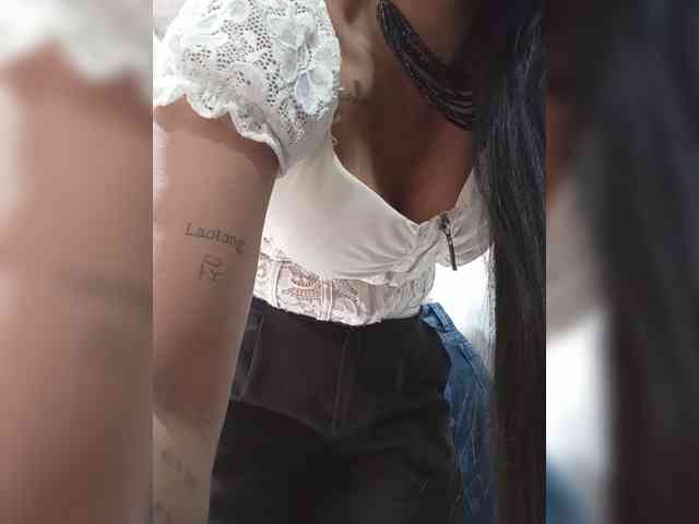 Bella-152 webcam