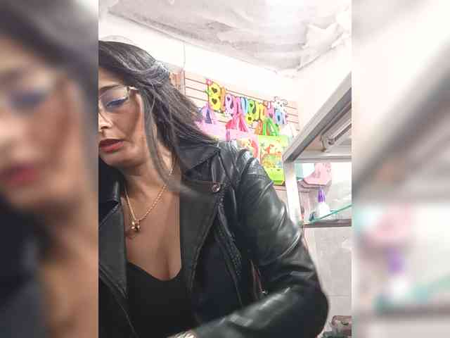 Bella-152 webcam