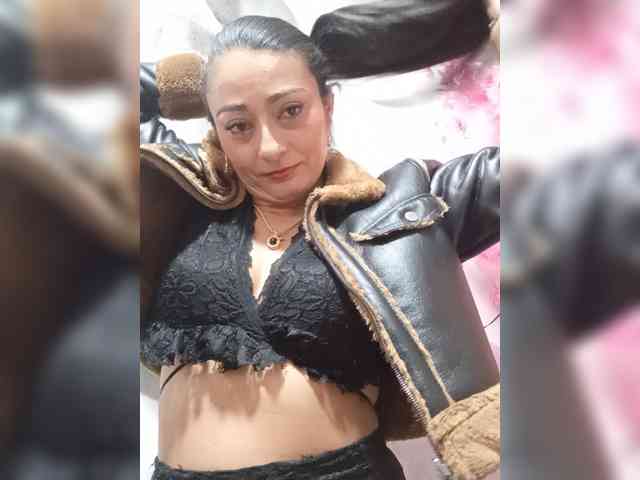 Bella-152 webcam