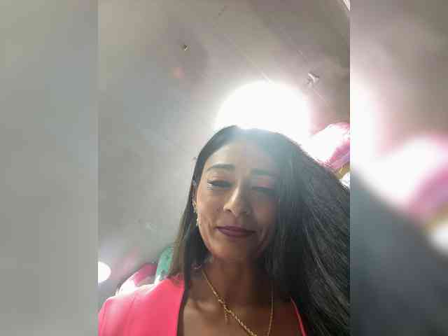 Bella-152 webcam