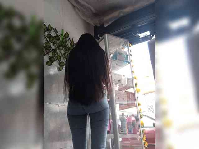 Bella-152 webcam