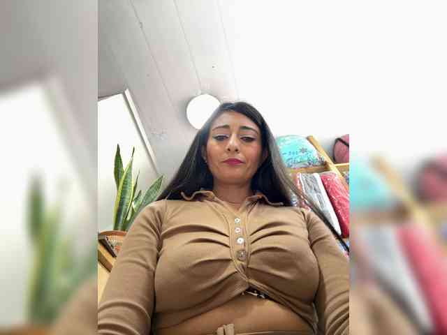 Bella-152 webcam