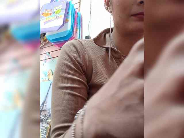 Bella-152 webcam