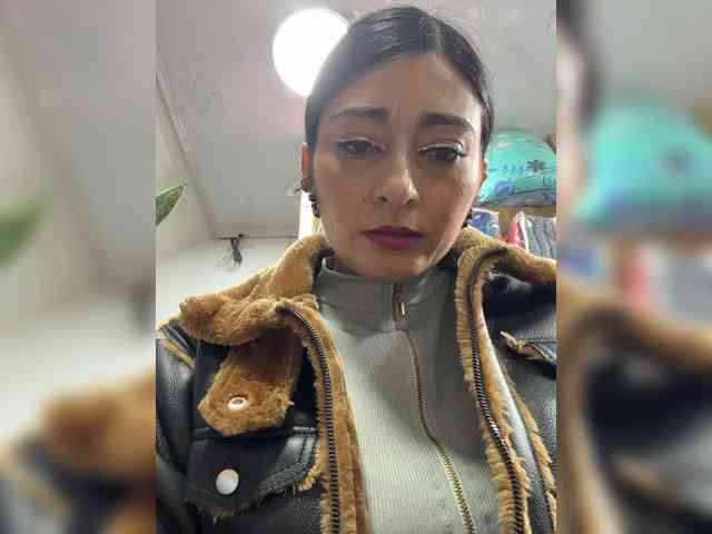 Bella-152 webcam