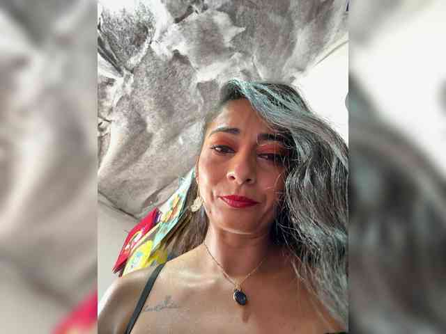 Bella-152 webcam