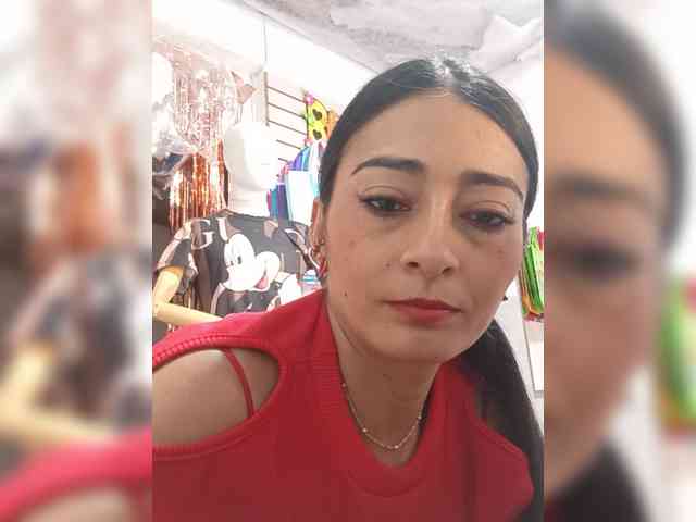 Bella-152 webcam