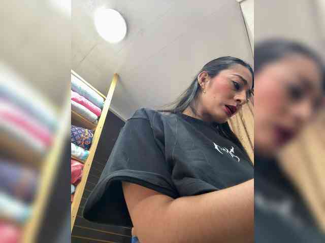 Bella-152 webcam