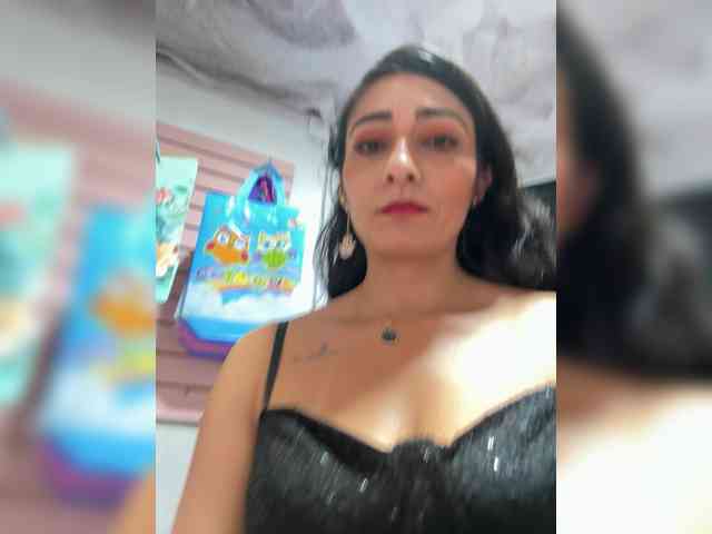 Bella-152 webcam