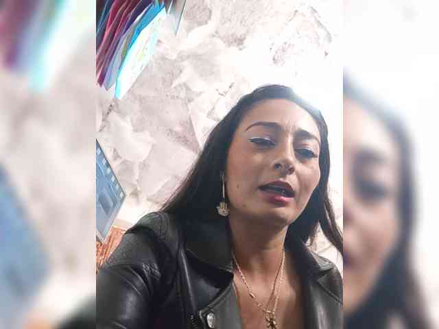 Bella-152 webcam