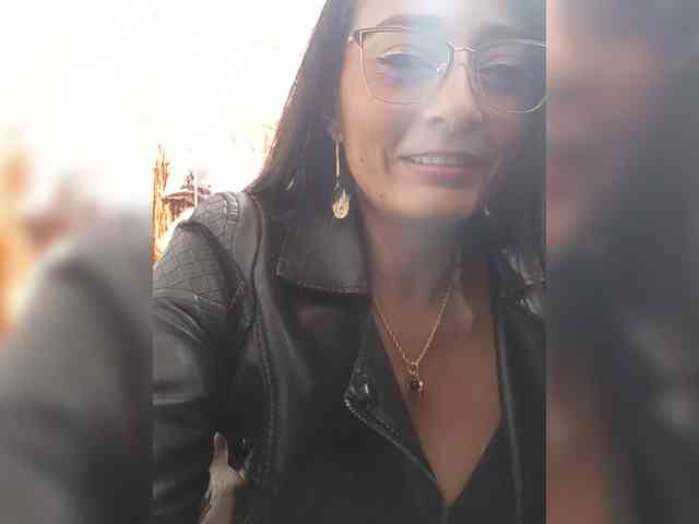 Bella-152 webcam