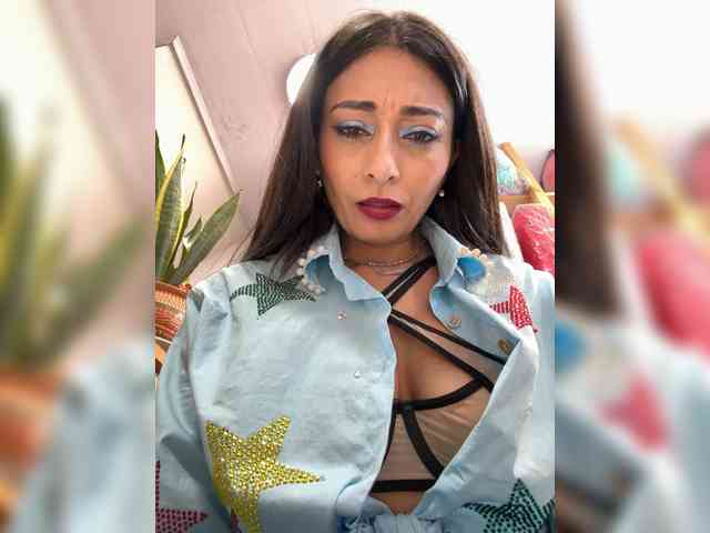 Bella-152 webcam