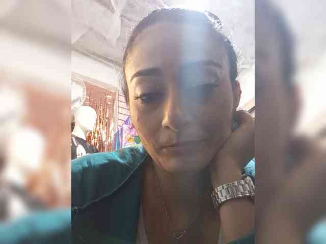 Bella-152 webcam
